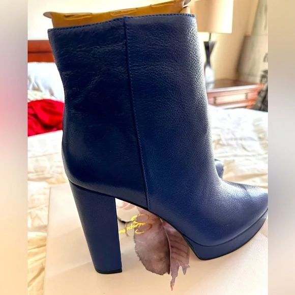 Jessica Simpson booties, deep royal blue. - Picture 3 of 6